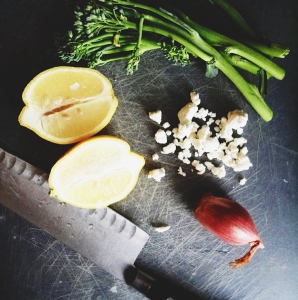 Broccolini-lemon-charred-flatbread